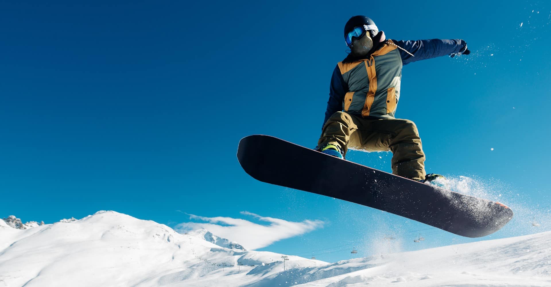 Ski Aventure Soldes Boutique -Ski Aventure Soldes Boutique snowboarder 1920x1000 min